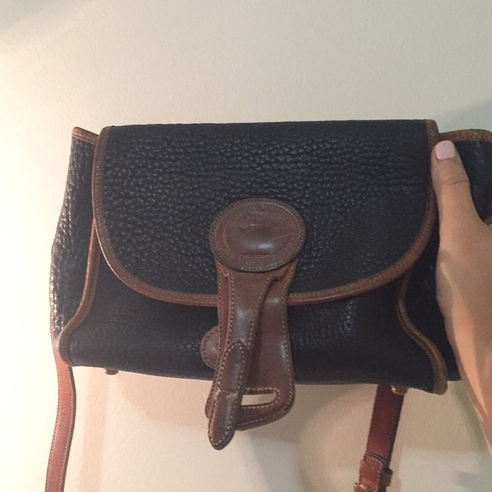 Dooney & Bourke black leather purse